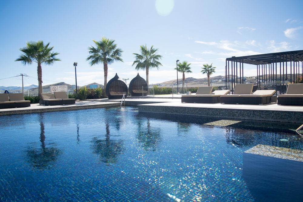 Sheraton Chihuahua Soberano Exterior photo