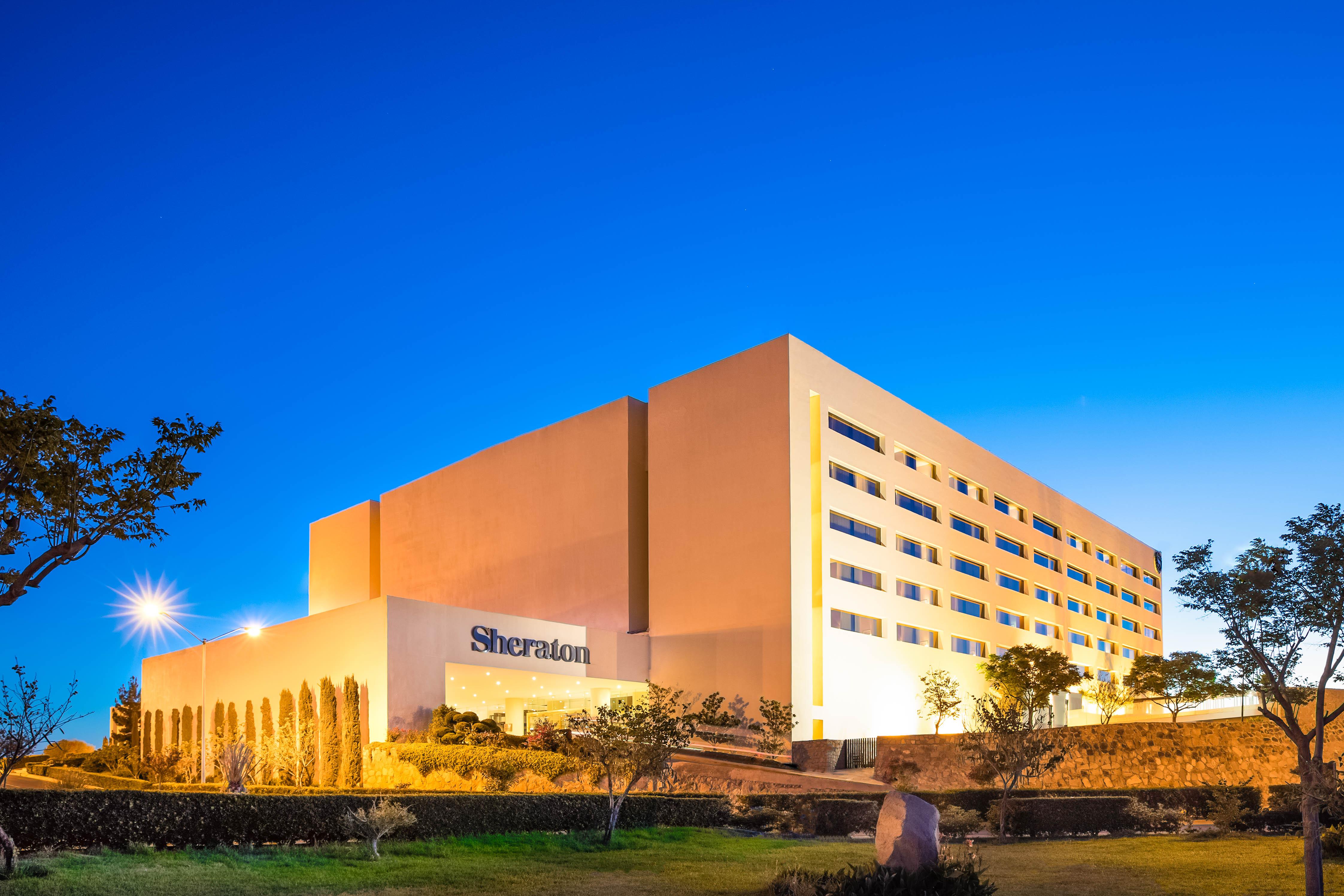 Sheraton Chihuahua Soberano Exterior photo